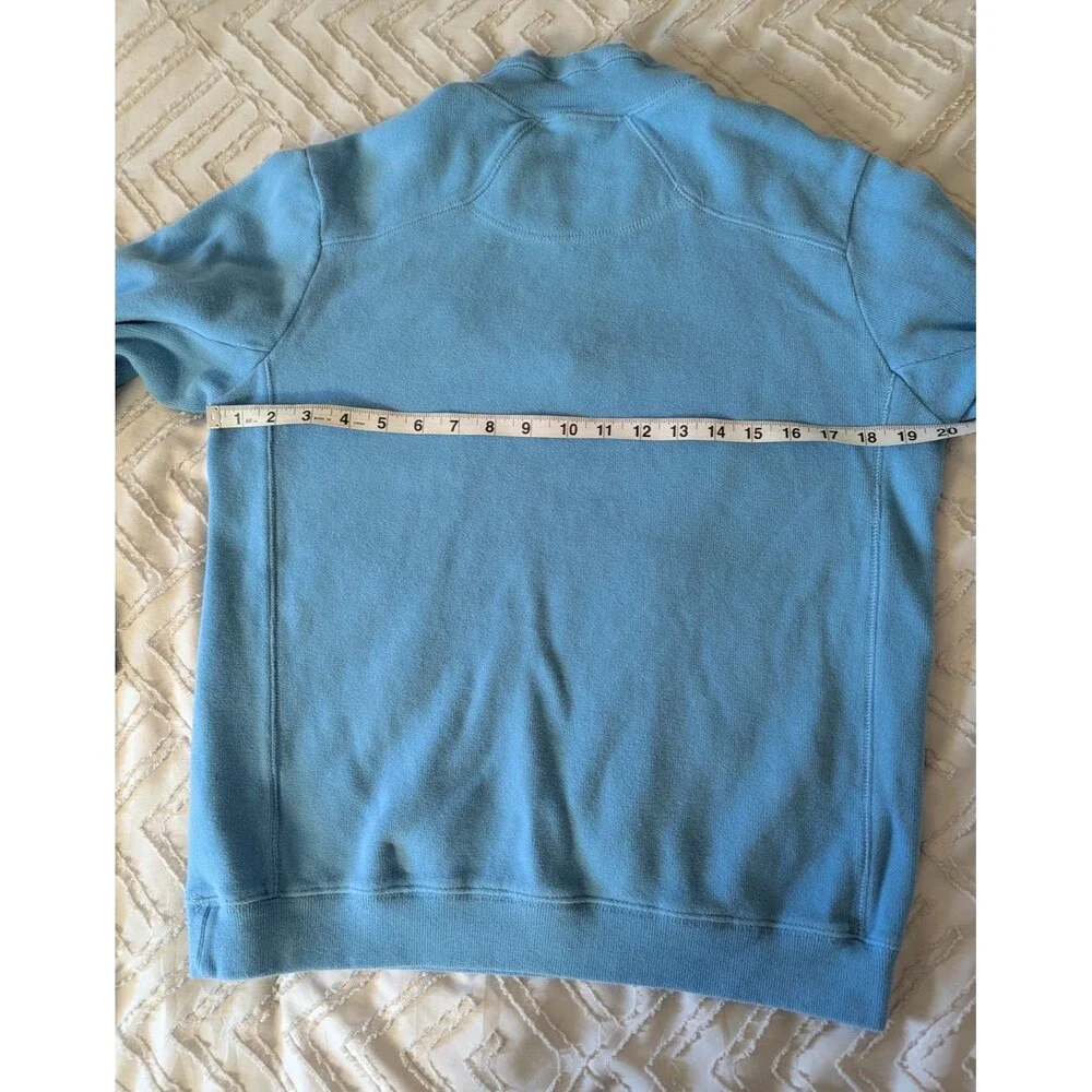 Disney Parks Unisex Small Light Blue Mickey Mouse 1/4 Zip Long Sleeve Pullover